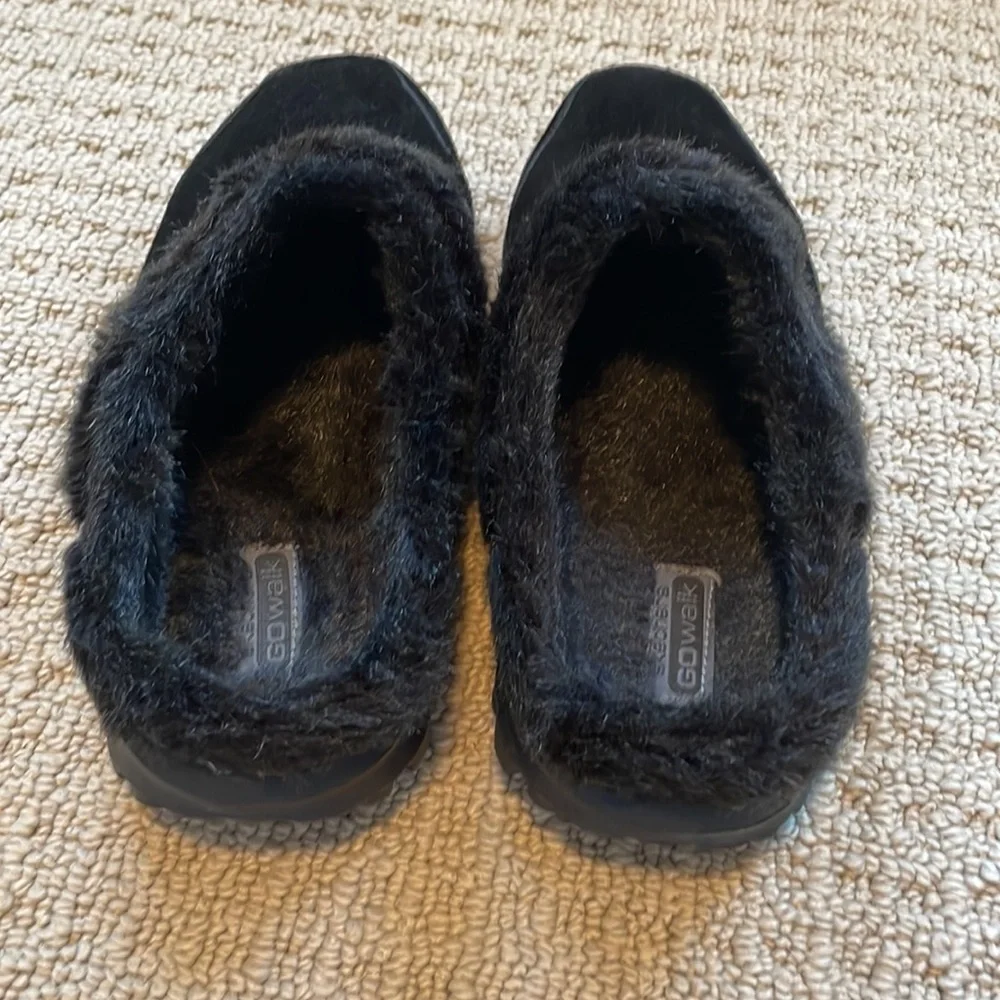 Skechers Go Walk Suede Clogs_5